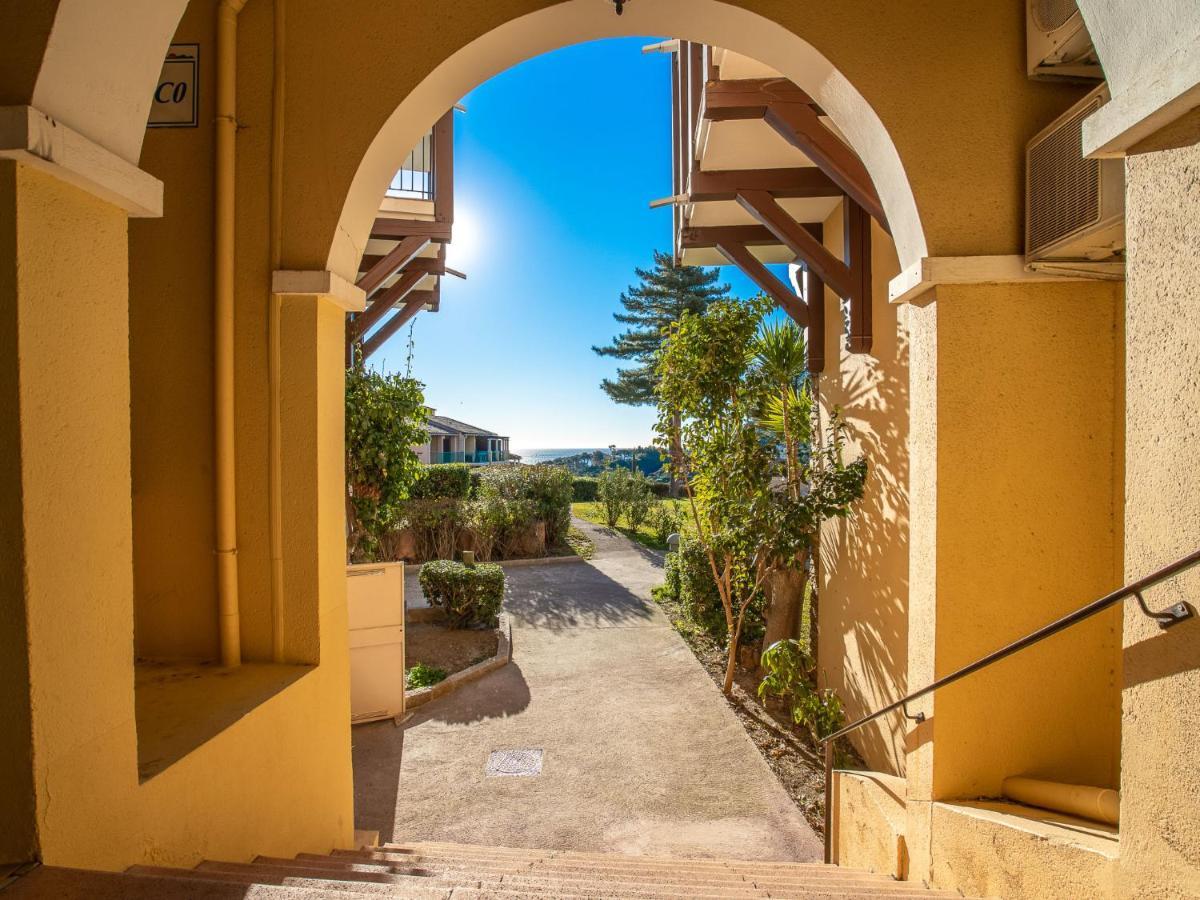Apartment Village Cap Esterel - Le Village-52 By Interhome Saint-Raphaël 外观 照片