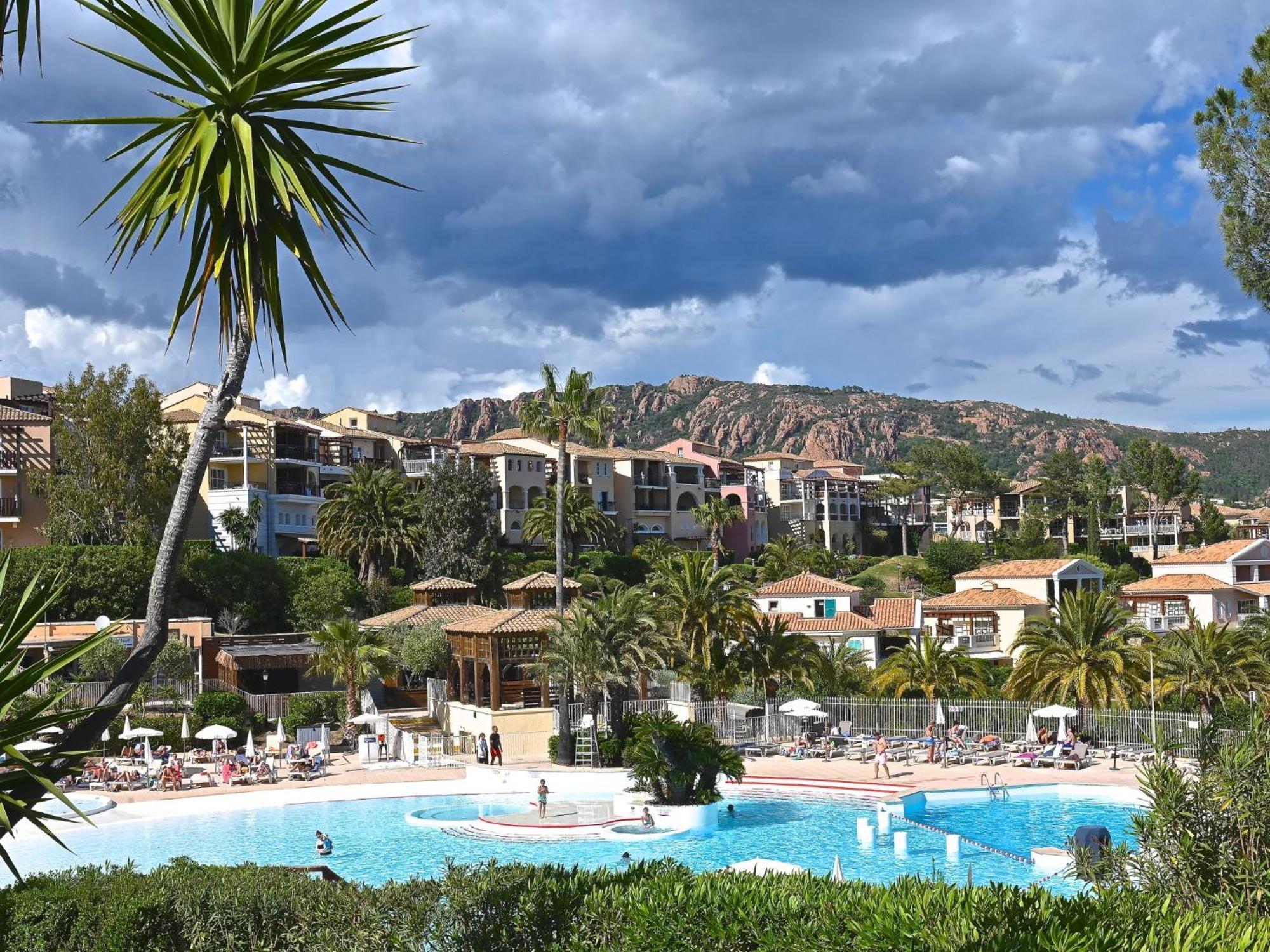 Apartment Village Cap Esterel - Le Village-52 By Interhome Saint-Raphaël 外观 照片