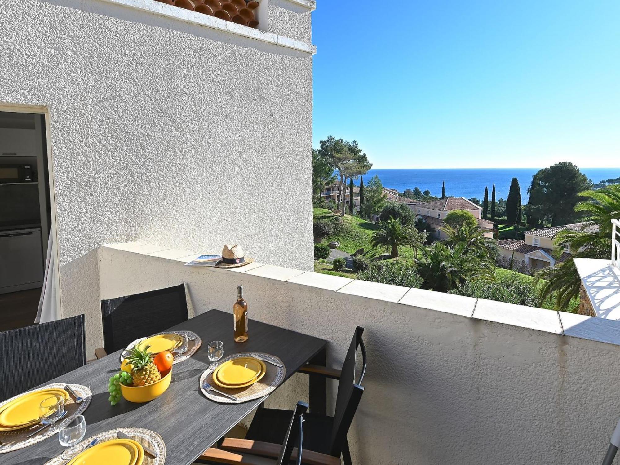 Apartment Village Cap Esterel - Le Village-52 By Interhome Saint-Raphaël 外观 照片